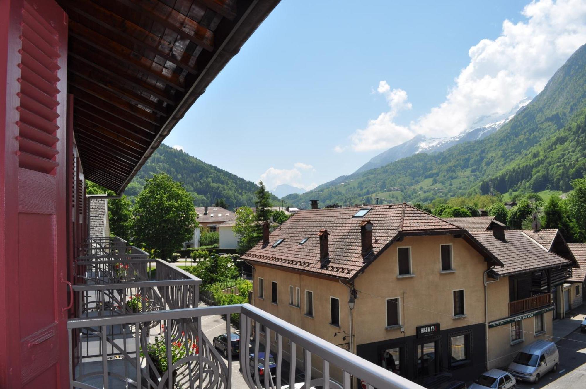 Hotel Et Appart'Hotel De L'Hermitage Thônes Zewnętrze zdjęcie