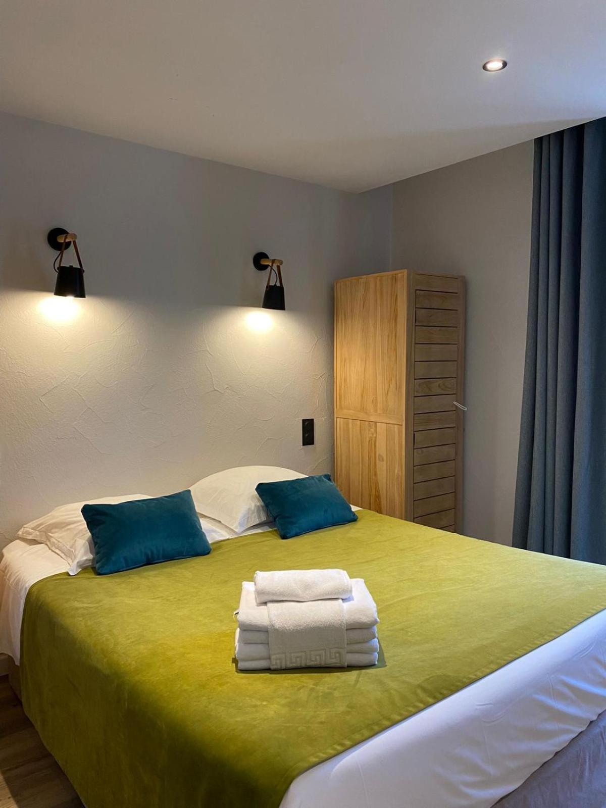 Hotel Et Appart'Hotel De L'Hermitage Thônes Zewnętrze zdjęcie